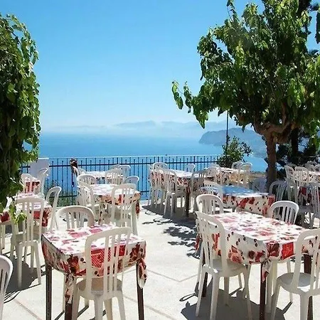 Santa Margherita Farm stay Gioiosa Marea