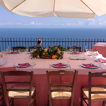 Santa Margherita Farm stay Gioiosa Marea