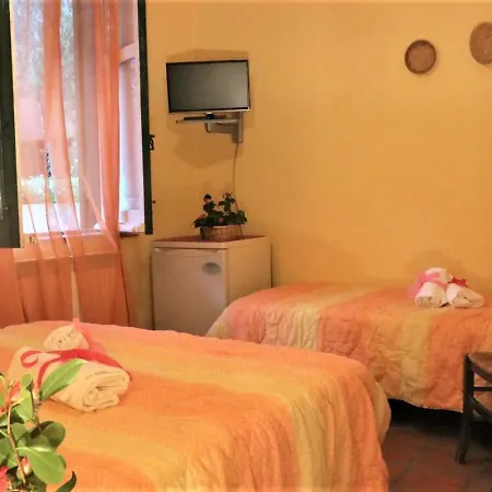 Santa Margherita Farm stay *