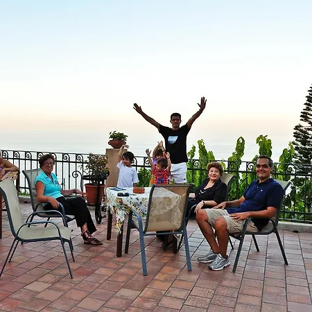 Santa Margherita Farm stay Gioiosa Marea